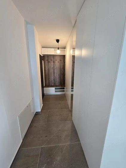 Apartament cu 2 camere semidecomandat, mobilat în Moșnița Nouă