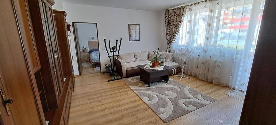 Apartament cu 2 camere semidecomandat în Central