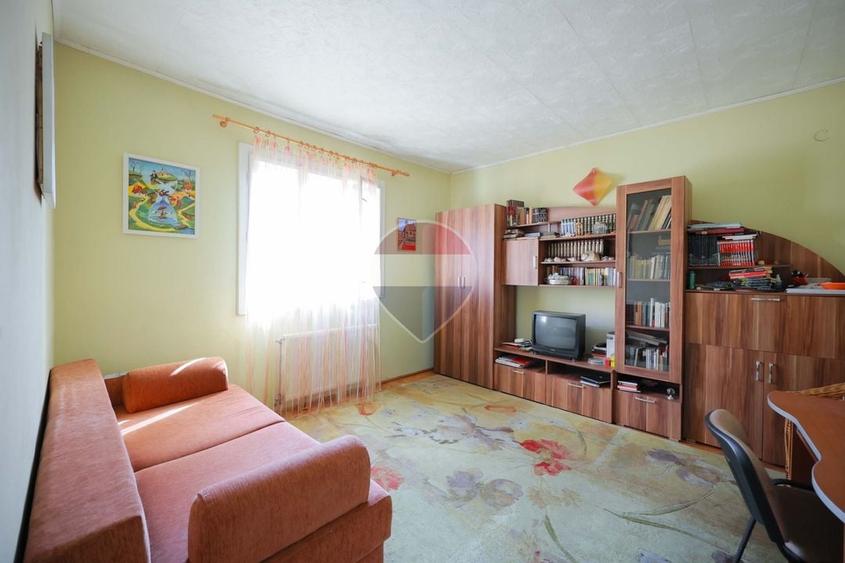Casă individuală cu 5 camere cu Teren 514 Mp în Spitalul Județean