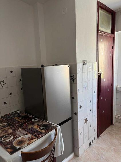 Apartament cu 2 camere semidecomandat în Intim