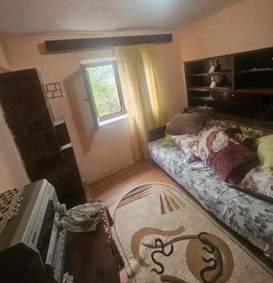 Casă cu Teren 3000 Mp în Central