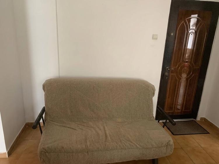 Apartament cu 2 camere decomandat, mobilat în Baba Novac