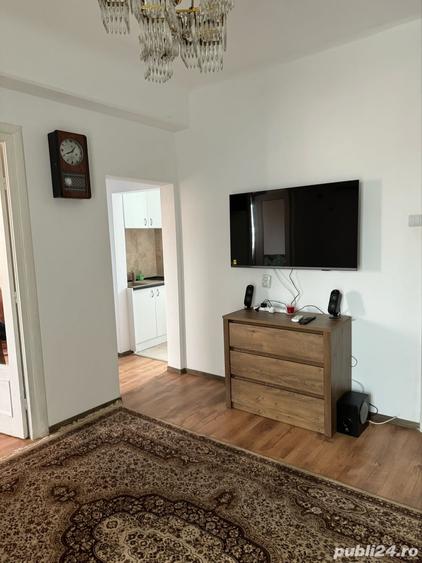Apartament cu 2 camere semidecomandat în Central