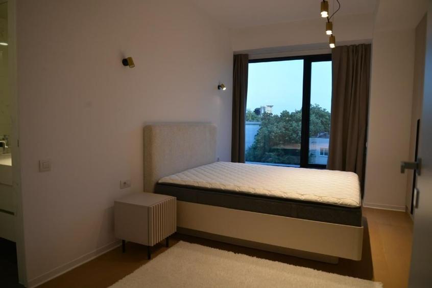 Apartament cu 3 camere decomandat, mobilat în Floreasca