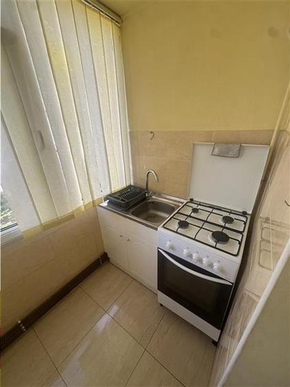 Apartament cu 2 camere decomandat, mobilat în Lipovei