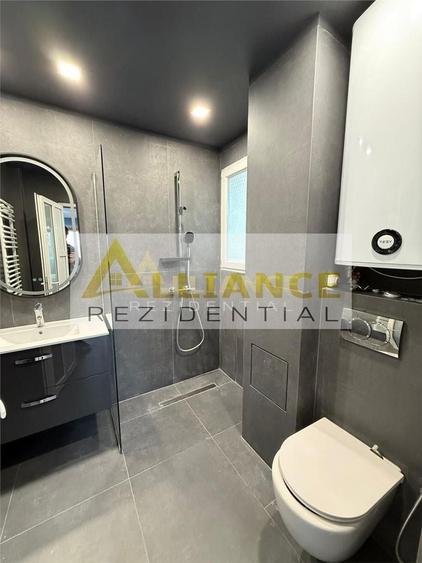 Apartament cu 2 camere decomandat în Eroii Revoluției