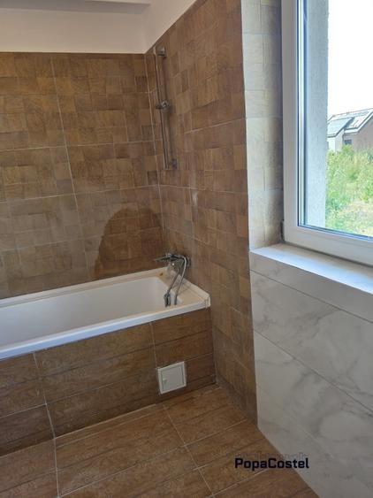 Duplex cu 4 camere cu Canalizare în Odăi