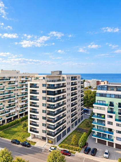 Apartament cu 2 camere semidecomandat, mobilat în Mamaia