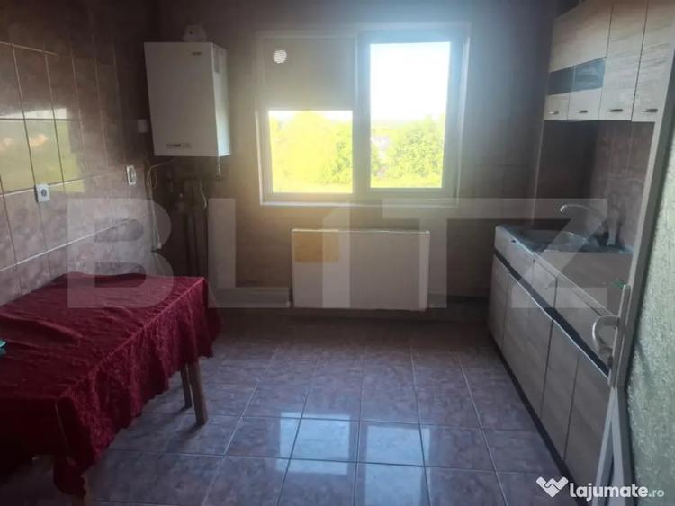 Apartament cu 2 camere semidecomandat în Central