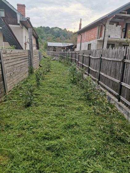 Teren de 2860 mp, în Central