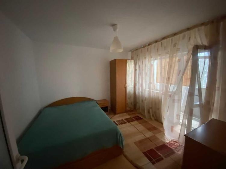 Apartament cu 3 camere decomandat în ICIL