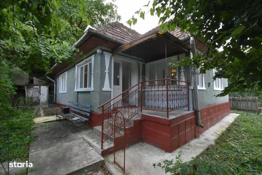 Casă cu 4 camere în Luna
