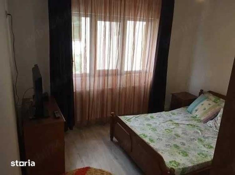 Apartament cu 3 camere decomandat în Merei