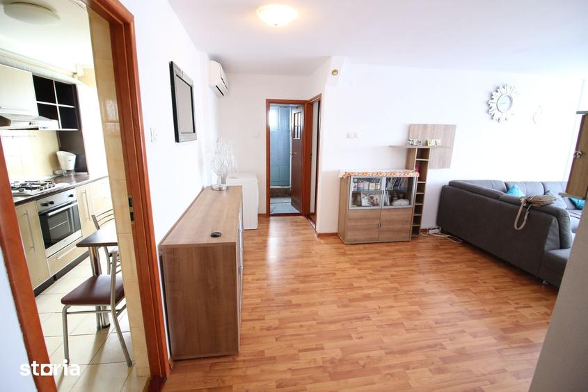Apartament cu 2 camere decomandat în Siderurgiștilor