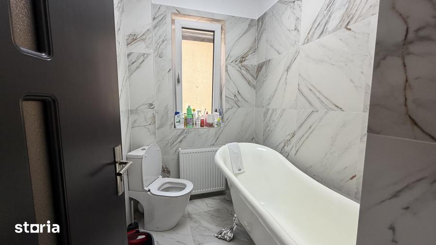 Casă cu 5 camere cu Teren 172 Mp în Chiajna