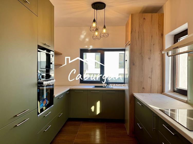 Duplex cu 4 camere cu Canalizare în Exterior Vest