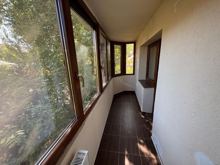 Apartament cu 3 camere decomandat, mobilat în Banca Națională