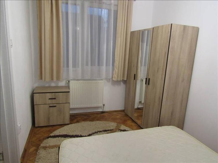 Apartament de închiriat – Zona Cedonia, etaj 1/4 - 4