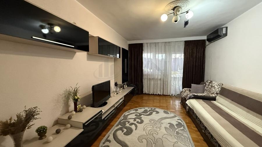 Apartament cu 2 camere decomandat în Unirii