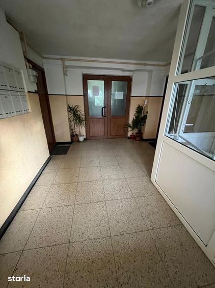 Apartament cu 3 camere în Militari
