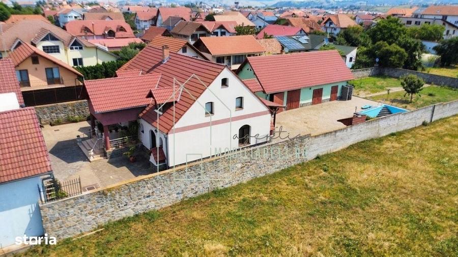Spațiu comercial, de 1,100 mp, în Central