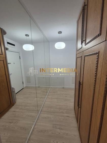 Apartament cu 2 camere decomandat, mobilat în Cetate
