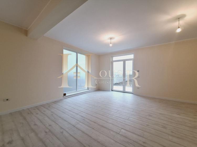 Duplex cu 4 camere cu Canalizare în Girocului
