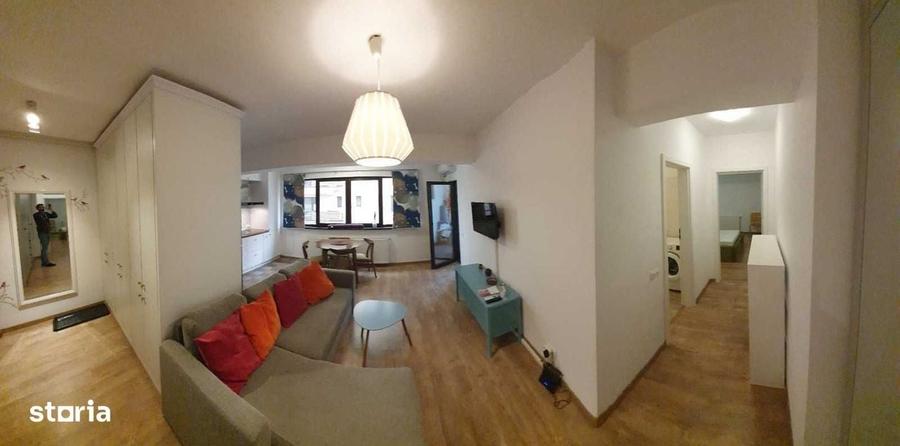 Apartament cu 2 camere semidecomandat în Băneasa