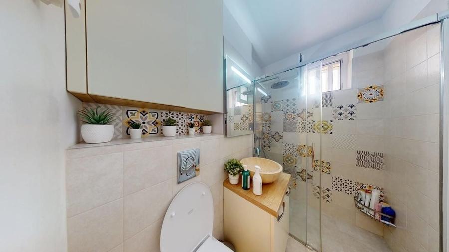 Apartament cu 3 camere în Hipodrom 1