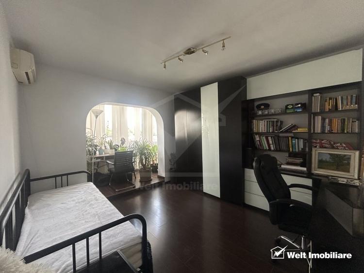 Apartament cu 4 camere decomandat, mobilat în Plopilor