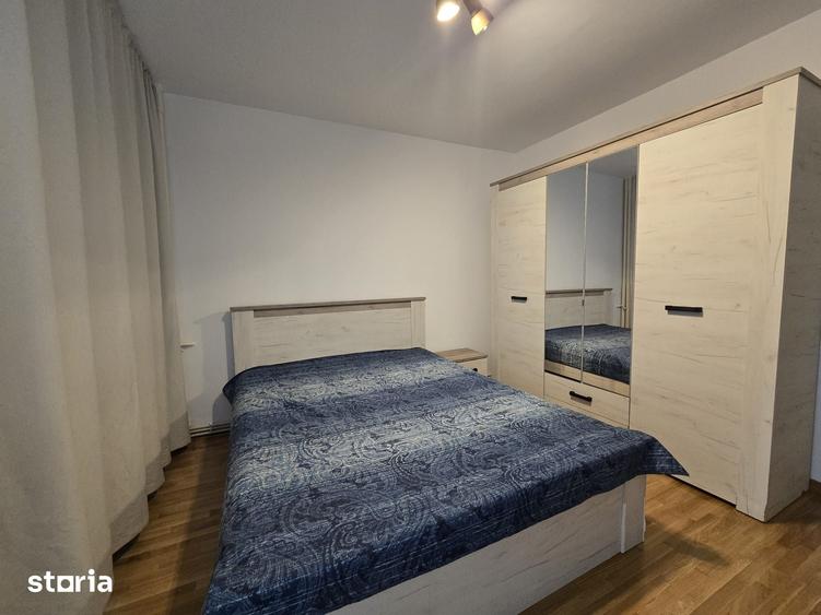 Apartament cu 2 camere decomandat în Piața Centrală