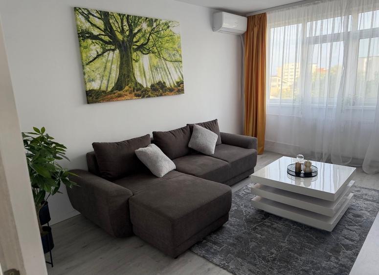 Apartament cu 2 camere decomandat, mobilat în Brâncoveanu