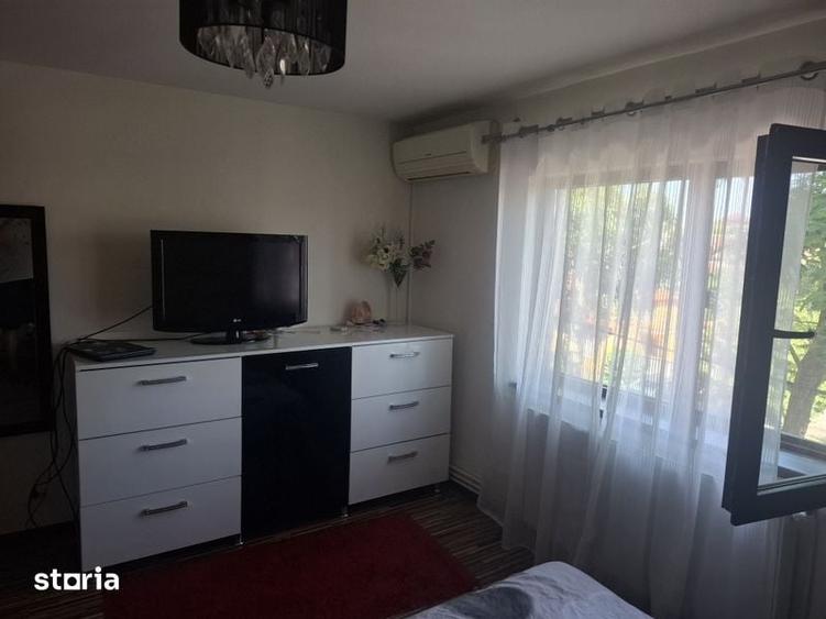 Apartament cu 2 camere decomandat în Bucovina