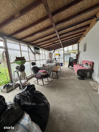 Casă cu 2 camere cu Teren 1000 Mp în Chevereșu Mare