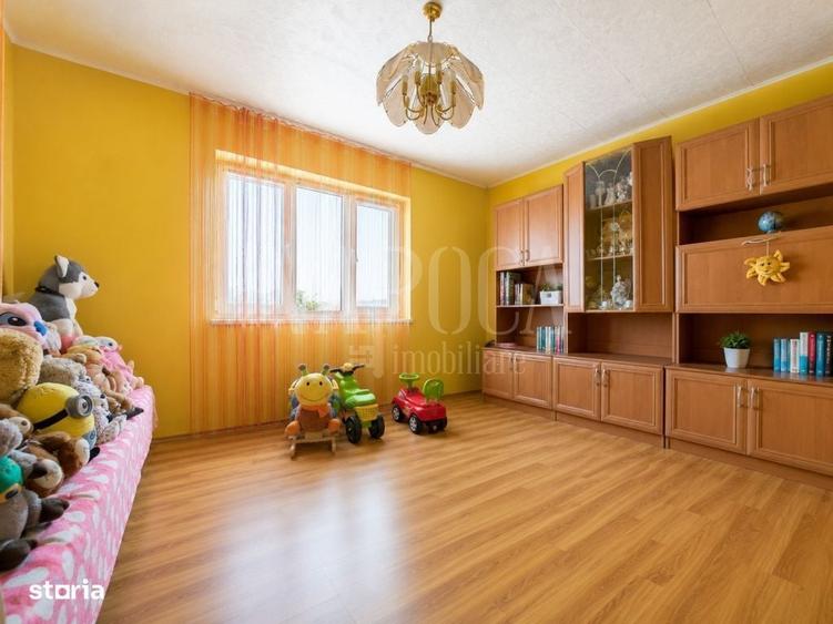 Apartament cu 4 camere decomandat în Iosia