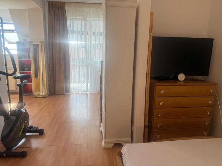 Garsonieră decomandată în Drumul Taberei
