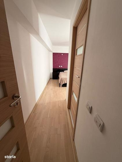 Apartament cu 3 camere în Mihai Bravu