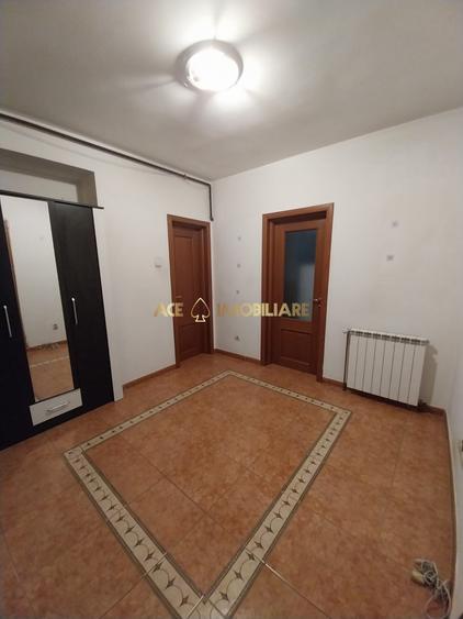 Apartament cu 2 camere decomandat, mobilat în Centrul Istoric
