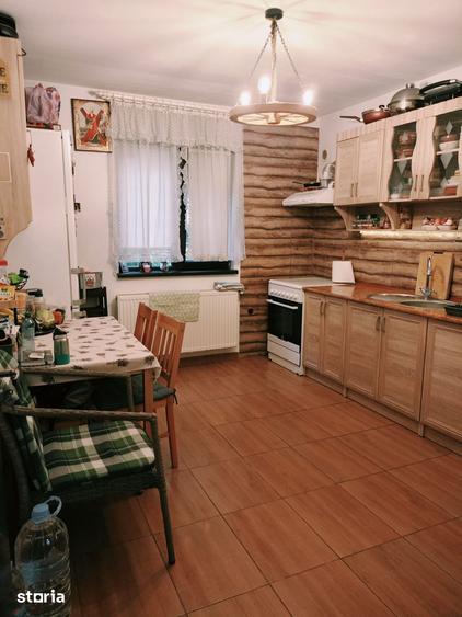 Casă cu 4 camere cu Teren 250 Mp în Crevedia