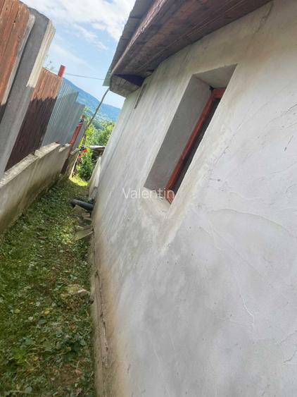 Casa de vanzare ,25000 EURO NEGOCIABIL,Vulcana de Sus,Dambovita