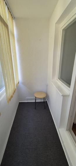 Apartament cu 3 camere semidecomandat, mobilat în Olimpia-Stadion