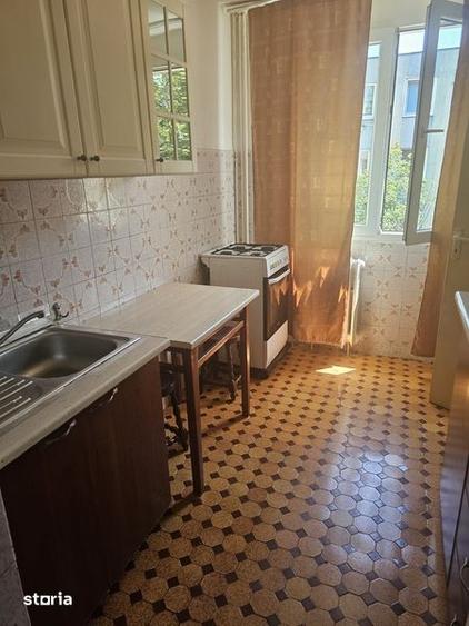 Inchiriez apartament 3 camere - 8