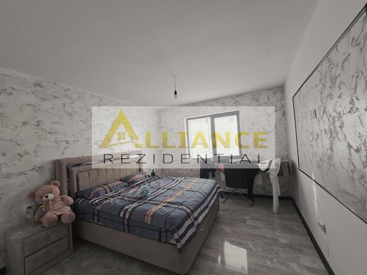 Casă individuală cu 3 camere decomandat cu Canalizare în Berceni
