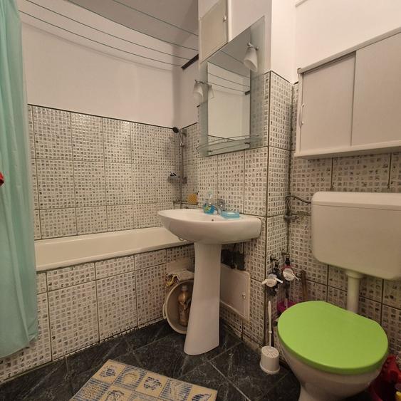 Garsonieră în Baba Novac