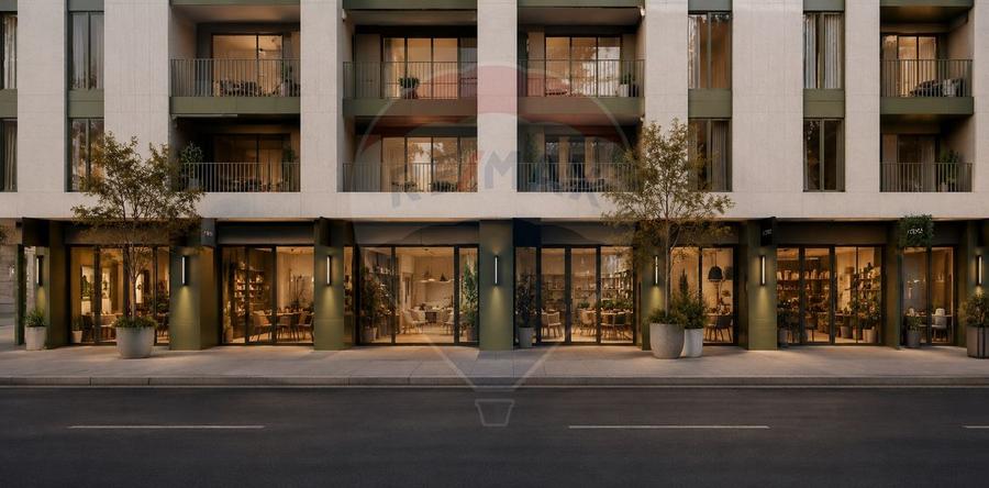 Spațiu comercial, de 100.40000152588 mp, în P-ța Mihai Viteazul