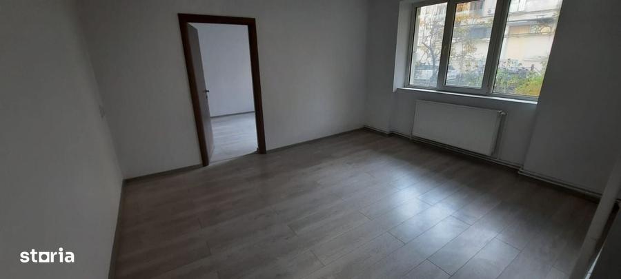 Apartament cu 2 camere nedecomandat în Ultracentral