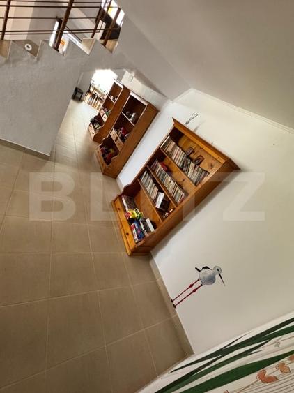 Casă individuală cu 11 camere cu Garaj în Glăjărie