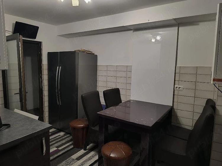 Apartament cu 4 camere decomandat în Obcini