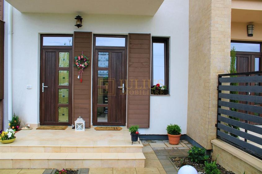 Duplex cu 3 camere cu Canalizare în Torontalului