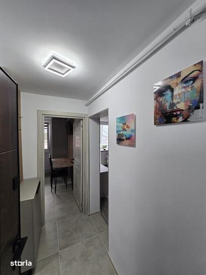 Garsonieră decomandată în Central